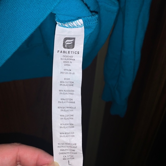 Fabletics Pullover Women’s Size Large - Picture 6 of 6